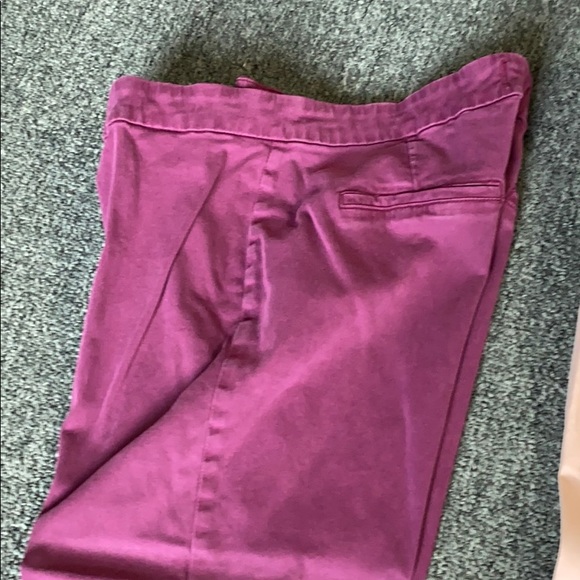 3 pairs of cropped ankle pants. - Picture 2 of 4